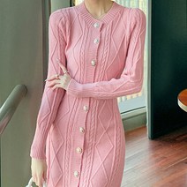 비비에모 라운드넥 다이아패턴 버튼 슬림핏 니트 미니 원피스 02003