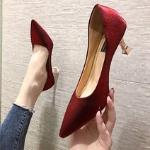 심플하면서도 돋보이는 컬러감 여성 스틸레토 하이힐 6.5cm