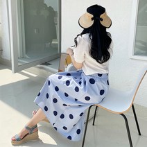 마이시즌 여성 알콩 도트 플레어 뒷밴딩 스커트