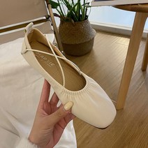 여성용 얕은 스트랩 플랫 단화 GH14_RD_1717