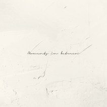 NELL MOMENTS IN BETWEEN 정규 9집앨범, 1CD