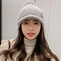 엘마운틴 G로고 방울 니트 챙모자 겨울 여성 방한모자 산책 운동 골프 등산 패션을 겸비한 털모자