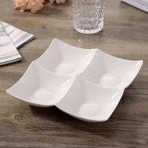 아트웨어 사각 나눔접시 20cm 화이트 4절 그릇