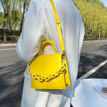 하객룩 봄코디 여자 세미 정장 캐주얼 체인 크로스백 저렴한가방사이트 쇼핑몰 미니크로스토트백