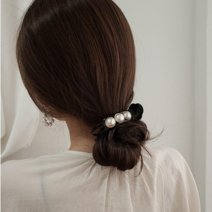 초콜리트쥬얼리 헬레나 진주 로우번 헤어 집게핀 2color