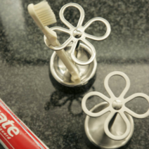 덜튼 스텐 칫솔 치약 면도기 홀더 욕실 치솔 보관 걸이 정리 거치대 꽂이 4구, 아이보리