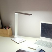메가 LED 유선 스탠드 조명 접이식 책상용 공부방 학습용 공부용 독서실 시력보호, 블랙