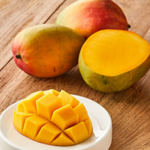 [급이다른 항공 페루산 애플망고] 맛있을 수 밖에 없는 당도보장 항공 페루산 애플망고, 2kg(4과수 내외)