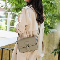 실용적인수납 회사원 여자 가방 숄더백 20대여자가방 중저가가방 가방트렌드 가성비가방 데일리가방