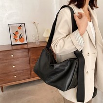 남녀공용 이지 버클 레더 메신저백 크로스백 사코슈백