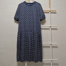 소문난여자옷 원단굿 플라워 네이 주름 핀탁 러블리 원피스 오피스룩