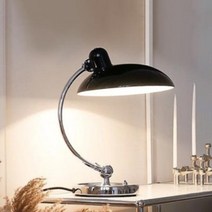 메종284 프리츠한센 카이저 이델 테이블램프 북유럽 단스탠드 눈보호 스탠드조명 바우하우스, 블랙