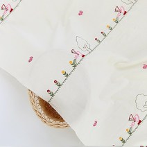 면20수 광목 자수원단] 정원사 플라워패턴