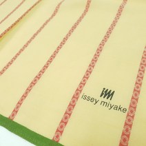 가다컴퍼니 ISSEY MIYAKE 이세이미야케 손수건 쁘띠스카프 #A978