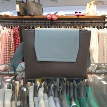 베네통 플립스퀘어백(BCBG09011)