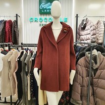 크로커다일레이디 편하게 입을 수 있는 테일러드 카라 알파카 모직 코트 반코트 뉴코아 인천점