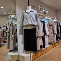 주크 NC13 밑단밴딩 숏블라우스 V221PSC901