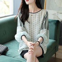 스타일리쉬 2022 가을 심플 보이핏 볼륨 오피스 가오리 소매 도트 프린팅블라우스 여성