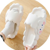 폭신 슬리퍼 거실화 실내화 여성 슬리퍼 층간소음방지 발편한 슬리퍼 구름 슬리퍼
