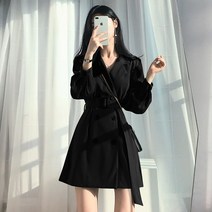 오피스 채령 아이유 블라우스 유니크 벨트 더블 버튼 자켓 원피스 코디 제니 에스파 플레어