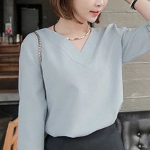 이지핏 여자 비즈니스 캐주얼룩 브이넥 블라우스 이너 코디 여성의류쇼핑몰 봄나들이패션 브이넥블라우스 정장캐주얼룩코디 브이넥이너티셔츠 20대소개팅미팅룩 정장블라우스 봄여름블라우스 회사직장인코디 예쁜블라우스패션