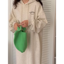 2color고퀄 깔끔한레터링 코튼기모 루즈핏 후드롱원피스 주머니있는 77 키큰여자 오트밀