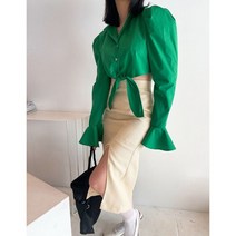 베이시코 / 크롭 앞매듭 퍼프 블라우스
