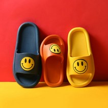 다이소 실내 슬리퍼 푹신 마시멜쿠션 뚱카롱 미쉐린 욕실 산후조리원 층간소음 스마일 실내화, 비비드 스마일 블랙 40-41