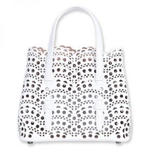 ALAIA 알라이아 23SS 여성 펀칭백 미나16 웨이브 토트백 XXS 화이트 -