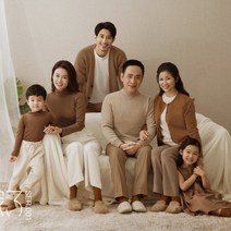 대가족사진의상 모녀시밀러룩 가족단체티 아들맘 부자 맘 커플룩
