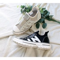 고급천연가죽 수제화 밴딩 강조 스니커즈(블랙 베이지/ 230-250) 상품이므로 교환 환불 불가하니 구매에 신경써주시기 바랍니다.