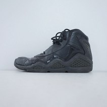 reebok 펀칭장식 농구화 올블랙 275