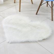 [홈트리]뿅뿅 하트 장모 러그(50x65cm) (화이트)