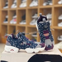 리복 NC불광점 클래식 인스타 펌프 퓨리 V66116