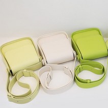 [코지] 여자 자석버튼 깔끔 디자인 미니멀 크로스백