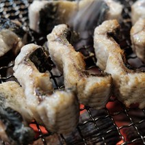 [당일손질] 통영 손질 바다장어 자연산 장어 1kg 2kg 3kg 중 대 특대 붕장어 아나고 구이 구이용 탕용 머리 뼈 포함, 1_2. 특대 2kg (2-6마리)