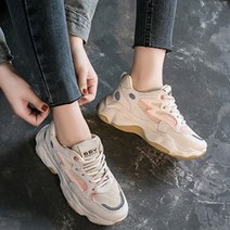 데일리 여성 청바지 코디 키커 보이는 스니커즈 신발