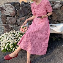 핑크 나비패턴 자연스러운 A라인 바캉스 룩 롱 원피스 sDN 미니 나시 쉬폰 여름 옷 여자 휴가