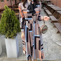 라이브 에스닉 리본타이 패턴 단추 맥시 롱원피스