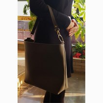 스페셜 커리어우먼 베이직 토트크로스백 하객룩 패션코디 여자백