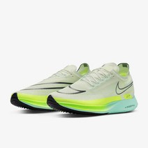 (국내매장판) 나이키 줌X 스트릭플라이 로드 레이싱화 DX3415-100