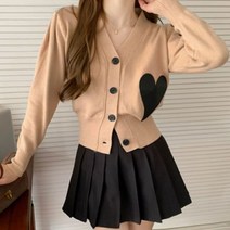 오노마 오노마 ONM 데일리 코디 여성 패션 하트 패치 브이넥 니트 가디건 (8187663)