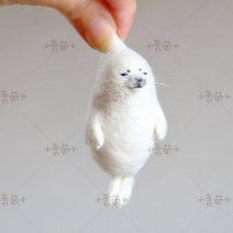 양모펠트 니들 퀼트 키링 목덜미잡힌 강아지 동물 초보 도안 만들기 바느질, 뒷덜미 잡힌 물범