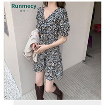 런메시 Runmecy 여름 V넥 원피스 나팔 소매 플라워 반팔 원피스