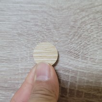 규즈몰 못자국 스티커 벽 구멍 메우기 수선제 땜빵 패치 메꾸미 매꾸미 나무연갈색, 상세페이지 참조