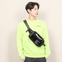 에이치플러스몰 남여공용 컴팩트 에나멜 배색 포인트 크로스백 슬링백