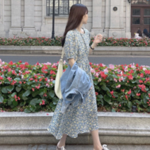 해외여행 여름옷으로 입기 좋은 플라워 반팔 원피스