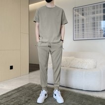 트레이닝 캐주얼 세트 남성 2023 멋스러운 여름 아이스 반팔 티셔츠 5 부바지 투피스로 스타일링