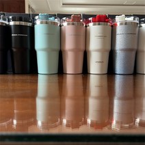 스타벅스 스벅 스탠리 스트로 DT 샤이닝 그라디언트 텀블러 보온보냉 벤티 591ml, 블랙