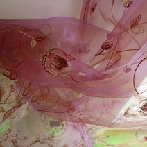 꽃무늬커튼 자수레이스커튼 속지 커튼 유럽 창 보라색 장미 자수 침실 꽃 쉬어 보일 로맨틱 핑크 거실 얇은 명주 그물 256 & 30